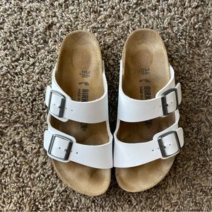 Birkenstock sandals - white size 6